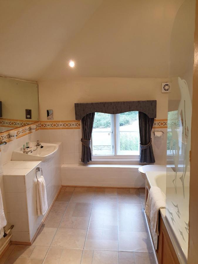 The Crown House Inn Great Chesterford Eksteriør bilde