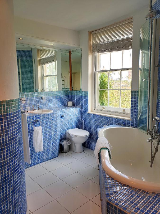 The Crown House Inn Great Chesterford Eksteriør bilde