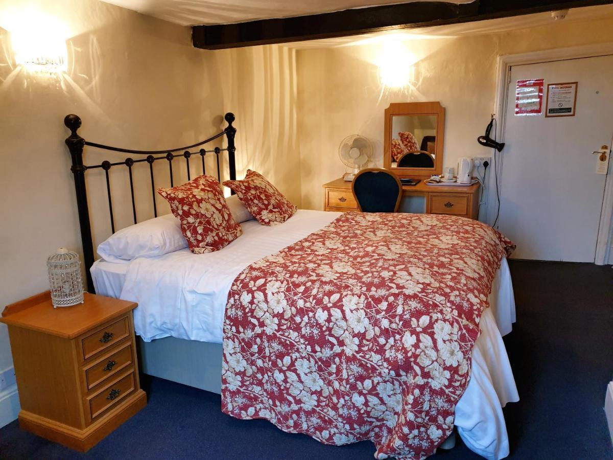 The Crown House Inn Great Chesterford Eksteriør bilde